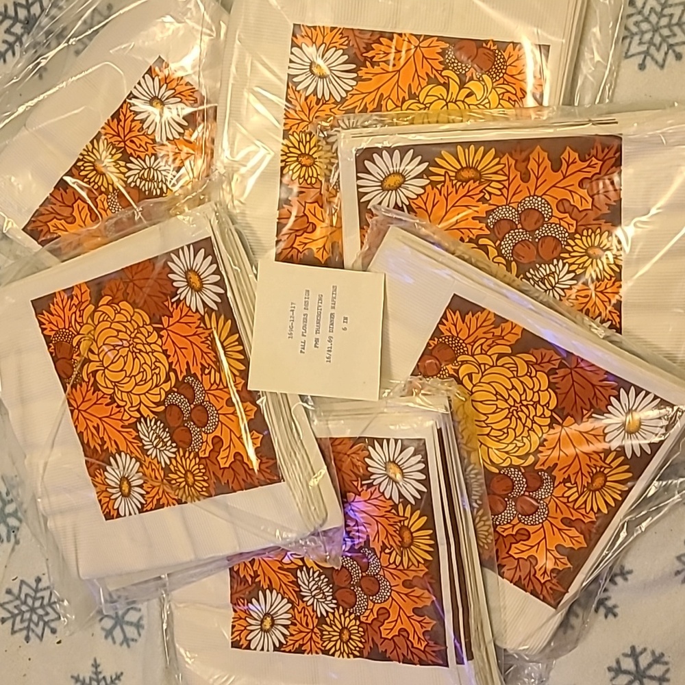 NWT Six Packs Vintage 60's Boho Floral Pattern Forget Me Not Napkins Fal…